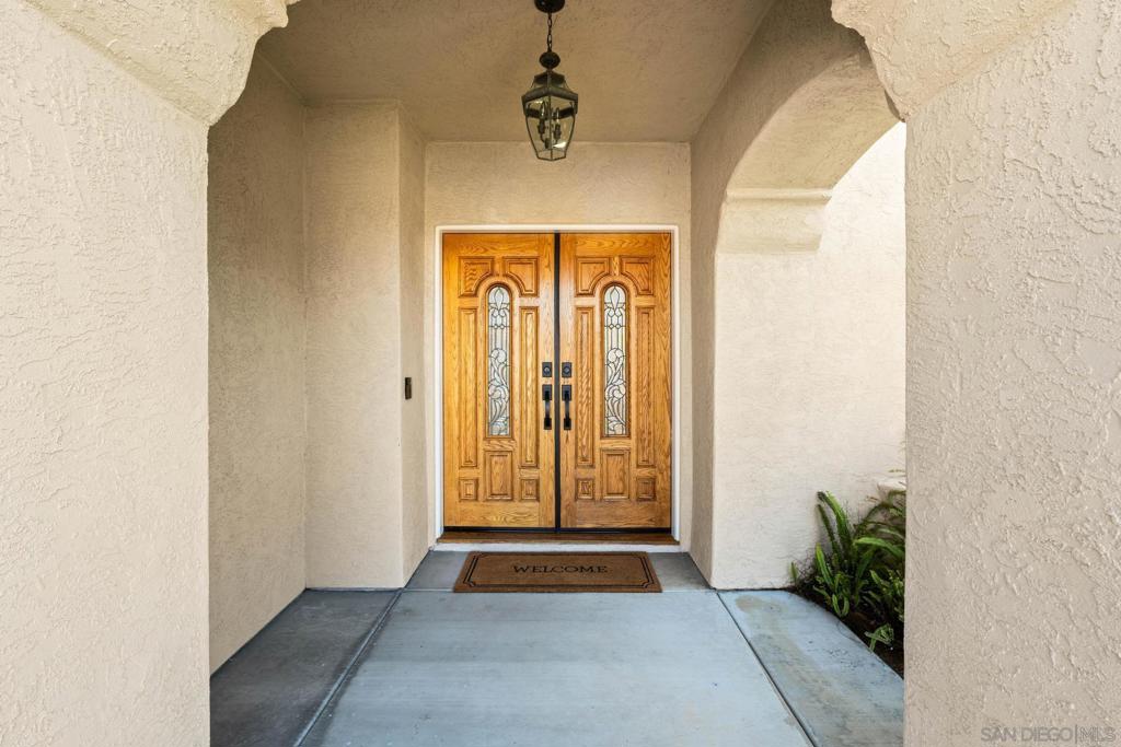 MLS #250034584SD img 3