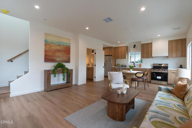 Detail Gallery Image 5 of 21 For 2248 Gatewood St, Los Angeles,  CA 90031 - 2 Beds | 2/1 Baths