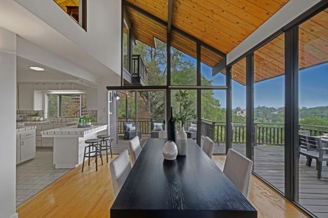 435 Golden Oak Drive, Portola Valley CA: https://media.crmls.org/mediaz/4eaddb02-419e-486e-bcad-58ae7edeac67.jpg