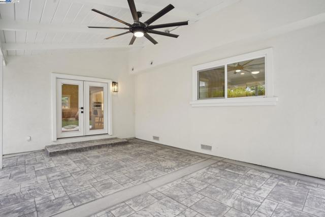 5169 Lillian Ct, Livermore CA: https://media.crmls.org/mediaz/4eaed36a-b270-497e-9aa1-bfe5066df8f8.jpg