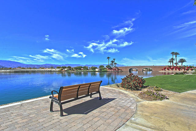43784 Riunione Place, Indio CA: https://media.crmls.org/mediaz/4eaf5bf1-4ef1-4039-b5e4-b17ced388fa0.jpg