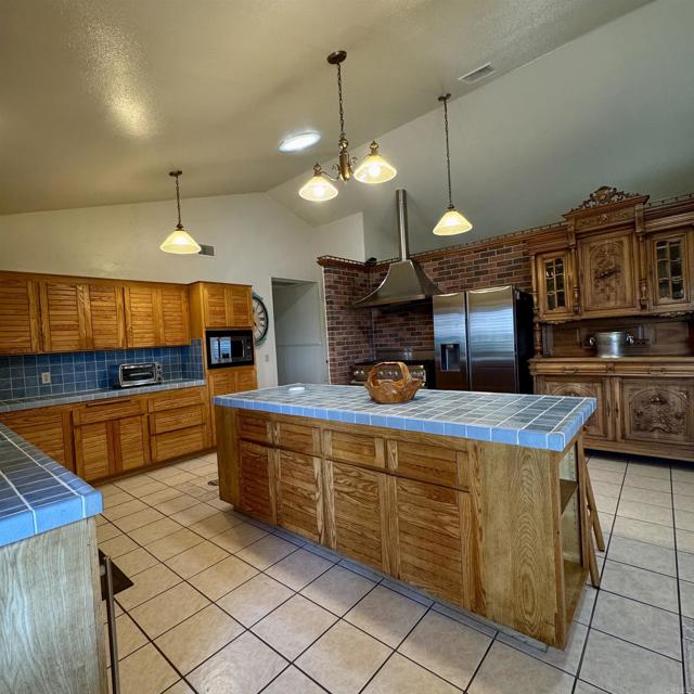 Detail Gallery Image 21 of 75 For 2848 Los Alisos, Fallbrook,  CA 92028 - 5 Beds | 3 Baths
