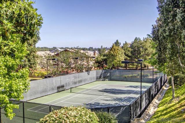 3539 Caminito El Rincon, San Diego CA: https://media.crmls.org/mediaz/4eb00531-747a-49aa-8bfb-f1b37ca5107b.jpg