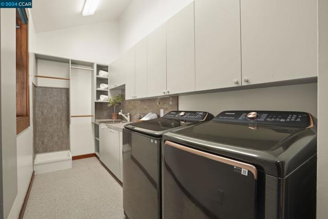 Image 36 of 60 For 76 Quail Ln  