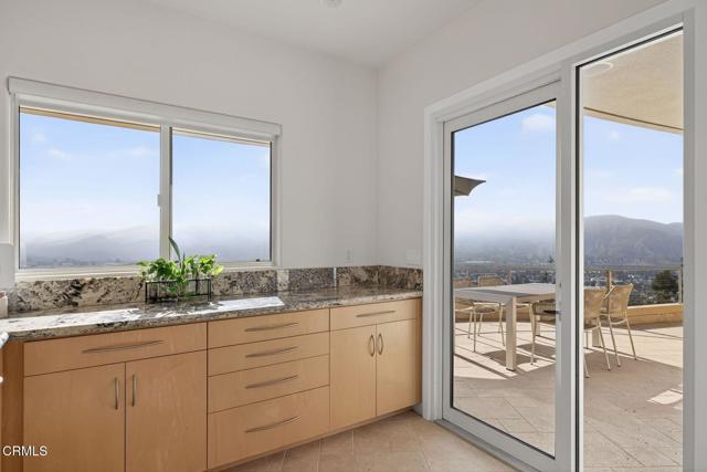 Detail Gallery Image 14 of 42 For 864 Montclair Dr, Santa Paula,  CA 93060 - 4 Beds | 4/1 Baths