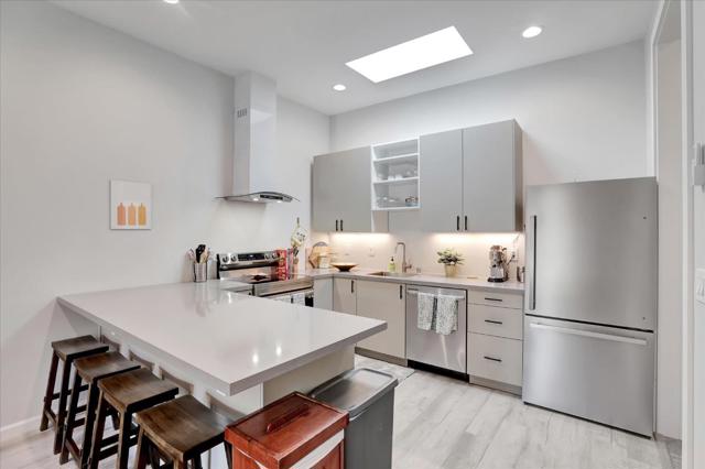 355 S 17th Street, San Jose CA: https://media.crmls.org/mediaz/4eb1db4b-44df-4559-be06-ac5ade00086b.jpg
