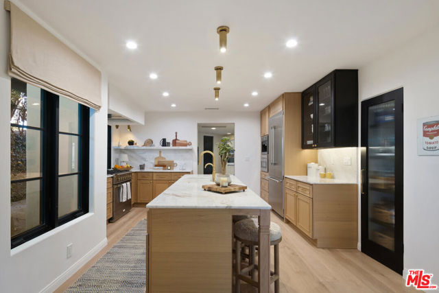 13439 Java Drive, Los Angeles CA: https://media.crmls.org/mediaz/4eb2343c-d24a-410b-afc9-331a11af1fe3.jpg