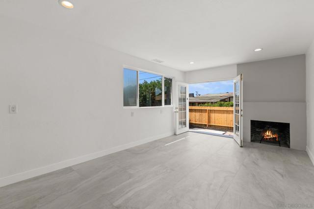 614 Fifth Ave, Chula Vista CA: https://media.crmls.org/mediaz/4eb2a106-5f1d-4930-b71e-e5abbdea7232.jpg