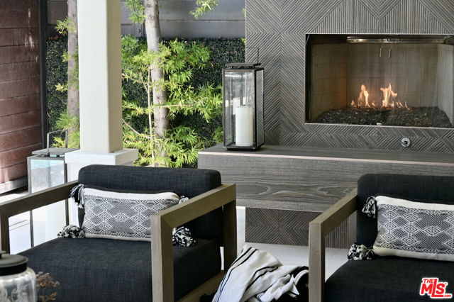 9515 Kirkside Road, Los Angeles CA: https://media.crmls.org/mediaz/4eb34c2a-7431-4352-94ba-7ea5de69ca7e.jpg