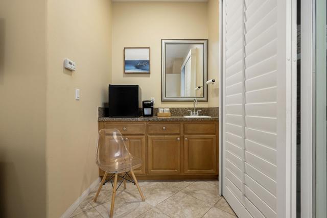81196 Victoria Lane, La Quinta CA: https://media.crmls.org/mediaz/4eb39f80-b946-4bf4-822d-738f3f19ee71.jpg