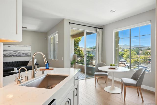 10728 Sabre Hill, San Diego, California 92128, 2 Bedrooms Bedrooms, ,2 BathroomsBathrooms,Condominium,For Sale,Sabre Hill,250031928SD