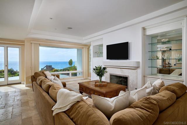 1630 Neptune Avenue, Encinitas CA: https://media.crmls.org/mediaz/4eb4e89e-e1ac-4035-bd9c-efe1fd2bab1e.jpg