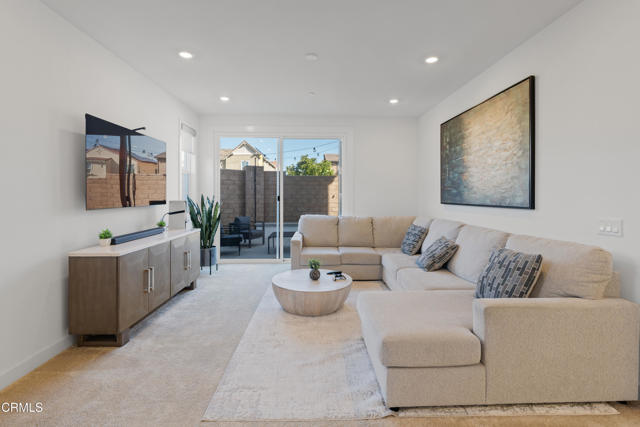 Detail Gallery Image 10 of 30 For 509 Snowdrop Ln, Santa Paula,  CA 93060 - 4 Beds | 3 Baths