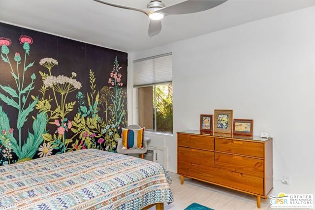 22900 S Palm Canyon Drive, Palm Springs CA: https://media.crmls.org/mediaz/4eb72b52-726d-4711-8b31-891511a7a40c.jpg