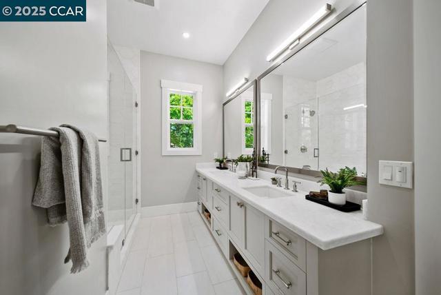 600 Hartz Ave, Danville CA: https://media.crmls.org/mediaz/4eb9426c-7bb7-4d1d-bc3b-716f94237d37.jpg