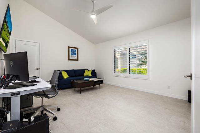54808 Inverness Way, La Quinta CA: https://media.crmls.org/mediaz/4eb9a050-bb51-42ad-b5cb-9ae5e6df6d26.jpg