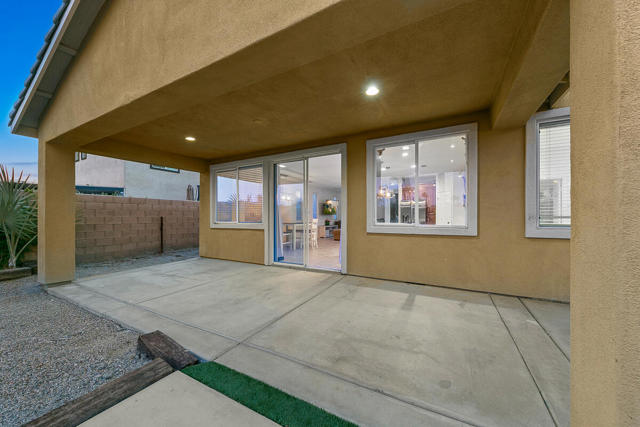 43820 Cape Cod Court, Indio CA: https://media.crmls.org/mediaz/4eb9ae66-5daa-4c2e-a687-e231ed0e9acc.jpg