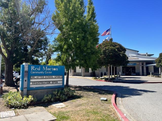 1105 Valota Road, Redwood City CA: https://media.crmls.org/mediaz/4eba81cf-a25f-470a-b6e6-6bd06a880d48.jpg