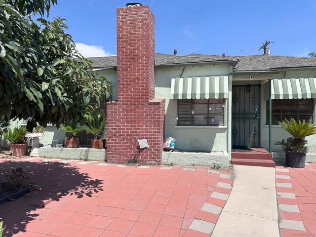 9109 Lower Azusa Rd, Rosemead CA: https://media.crmls.org/mediaz/4ebb53f1-7bcd-4bb4-bfd7-a1a951130bb2.jpg