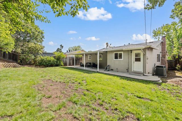 5117 Kingston Way, San Jose CA: https://media.crmls.org/mediaz/4ebb893f-9a37-4765-afd4-053d536917d5.jpg