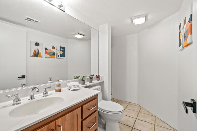Image 41 of 61 For 35200 Cathedral Canyon Drive S152