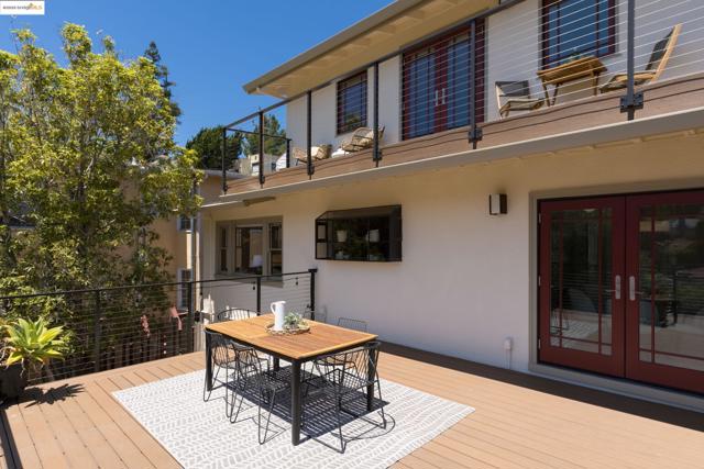 769 Santa Ray Ave, Oakland CA: https://media.crmls.org/mediaz/4ebc9e40-320c-4543-8b18-ff8113b55ff9.jpg