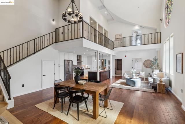 6300 Shattuck Ave, Oakland CA: https://media.crmls.org/mediaz/4ebd8b81-fa5b-47ab-8ae9-10b54ff127af.jpg