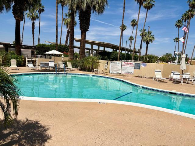 3 Sand Creek, Cathedral City CA: https://media.crmls.org/mediaz/4ebde93e-0c2e-4d7b-86cd-d62b9be7f0b2.jpg