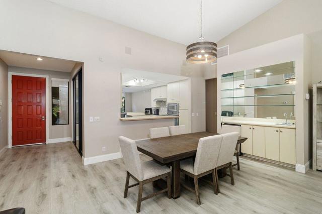 10321 Sunningdale Drive, Rancho Mirage CA: https://media.crmls.org/mediaz/4ebea92a-3e03-4529-bef5-9b1120ca4ea2.jpg