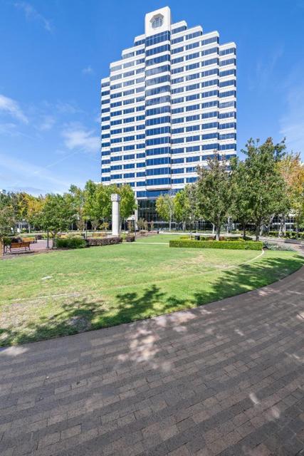 206 Village Lane, Foster City CA: https://media.crmls.org/mediaz/4ebf515a-b8b4-449f-9f7e-62ec5c8a09d5.jpg