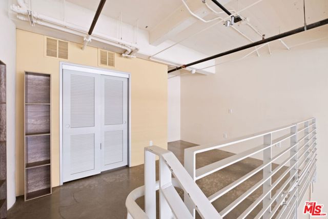1130 S Flower Street, Los Angeles CA: https://media.crmls.org/mediaz/4ec0de61-1d0c-44dc-a02c-efb088b29b77.jpg