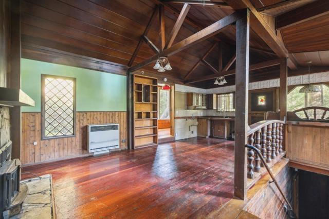24140 Schulties Road, Los Gatos CA: https://media.crmls.org/mediaz/4ec12b3e-dea9-473b-a0fe-ef90426337a9.jpg