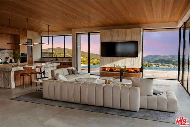 Drew Fenton | 1510 N Tigertail Road Los Angeles CA | MLS: 7428822