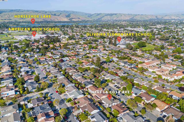 4349 La Cosa Ave, Fremont CA: https://media.crmls.org/mediaz/4ec2f949-8c54-4fcb-bd86-5872b3db648c.jpg