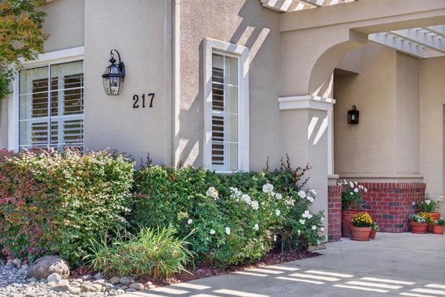 217 Augusta Lane, Aptos CA: https://media.crmls.org/mediaz/4ec37c80-ff76-4398-8f4f-2812c048eac1.jpg