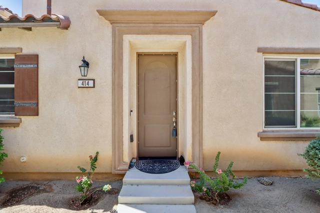 414 Via De La Paz, Palm Desert CA: https://media.crmls.org/mediaz/4ec4cee7-a1a0-4d39-9bf4-0ce892482322.jpg