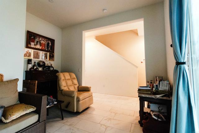 Detail Gallery Image 12 of 24 For 647 E Mustang St, Camarillo,  CA 93010 - 3 Beds | 2/1 Baths