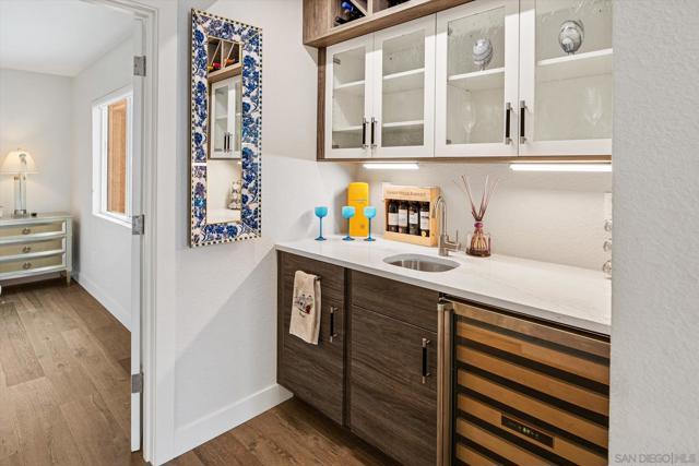 89 Tunapuna Ln, Coronado CA: https://media.crmls.org/mediaz/4ec677ff-31cd-4db1-b8e4-3c1698defd51.jpg