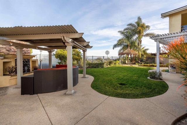Image 29 of 53 For 473 Sandalwood Court