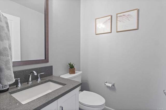 Detail Gallery Image 15 of 41 For 143 Avenida Chapala #101,  San Marcos,  CA 92069 - 4 Beds | 2/1 Baths