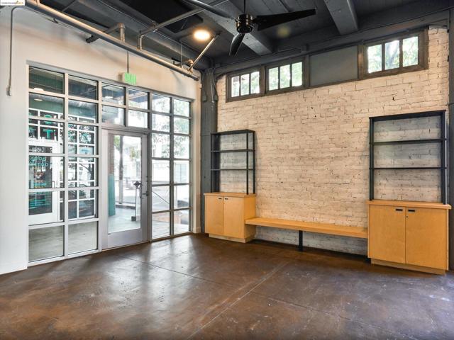 201 3rd St Unit 102, Oakland, California 94607, ,Commercial Sale,For Sale,3rd St Unit 102,41068775