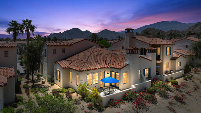 77692 Tradition Drive, La Quinta CA: https://media.crmls.org/mediaz/4ec9f1e9-78f1-4d62-95dd-ddf7e6c8f54e.jpg