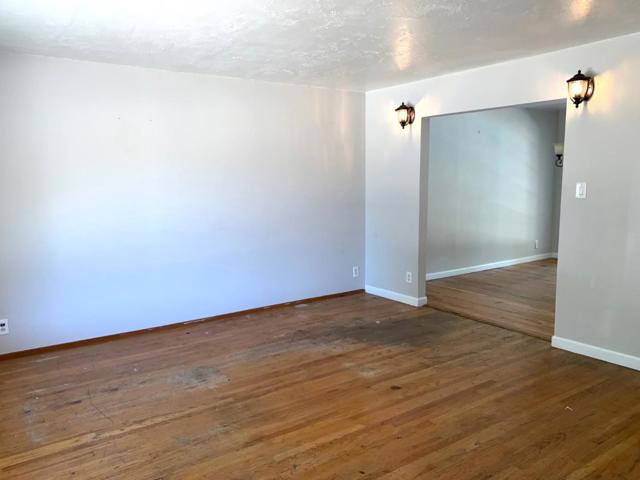 1906 Somersworth Drive, San Jose CA: https://media.crmls.org/mediaz/4eca34ed-ce5d-4b71-8b47-1893c11bc4bb.jpg