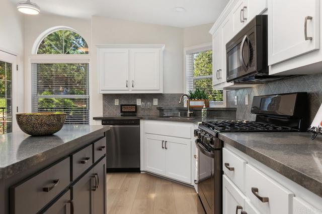 Detail Gallery Image 13 of 53 For 525 W El Norte Pkwy #51,  Escondido,  CA 92026 - 3 Beds | 2 Baths