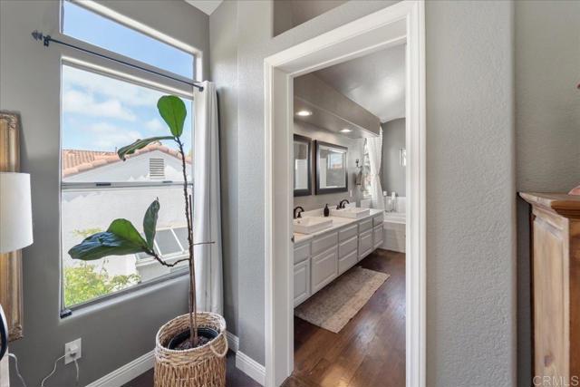 Image 32 of 69 For 4981 Marin Drive