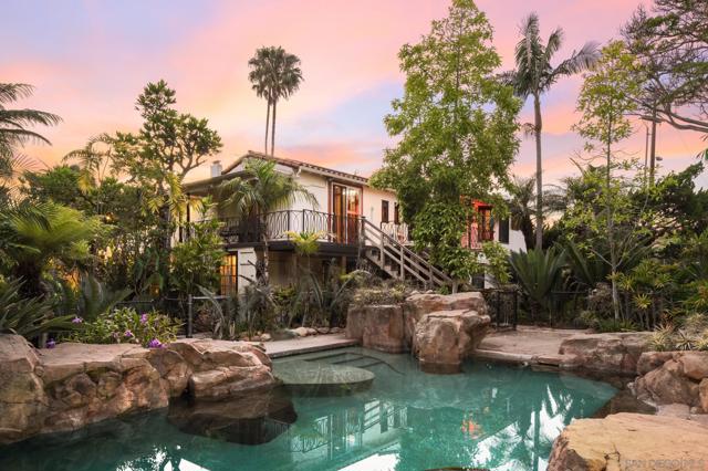 1010 Myrtle Way, San Diego CA: https://media.crmls.org/mediaz/4ecae6cb-4f1b-44d6-b365-226e66b3ce99.jpg
