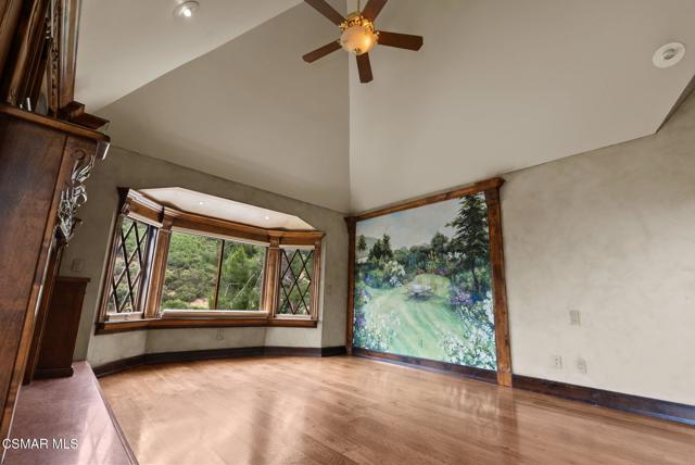 1561 Lookout Drive, Agoura Hills CA: https://media.crmls.org/mediaz/4eccbc26-9fee-4d39-9d9b-80acfa7bcf9a.jpg
