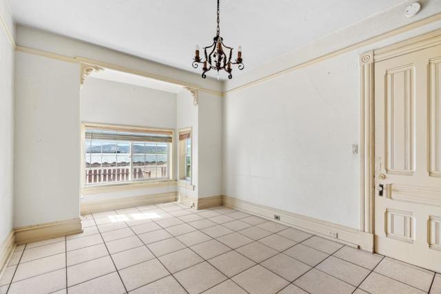 2022 Hitchcock Road, Salinas CA: https://media.crmls.org/mediaz/4eccc009-45ec-45e5-a741-a445922001a4.jpg