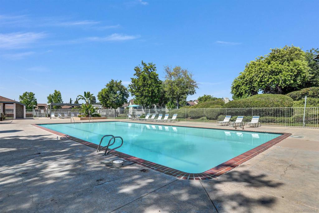 MLS #250037589SD image #18