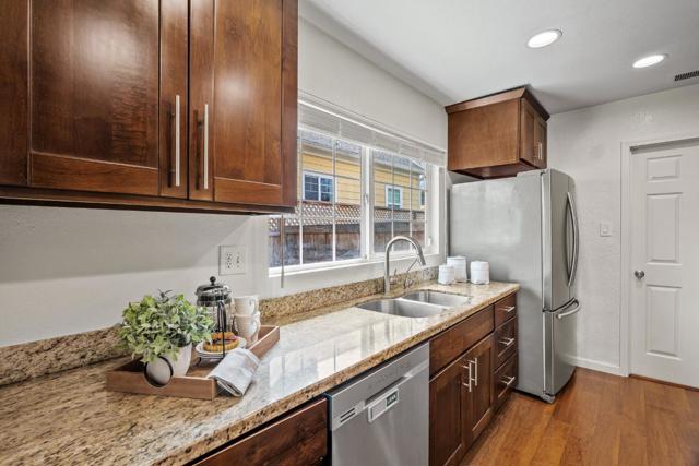 Image 9 of 37 For 481 18th Street